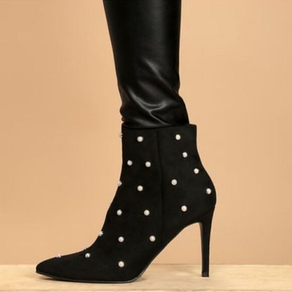 Lulu’s Black Suede High Heel Ankle Boots With Pearls B74 - Picture 1 of 8